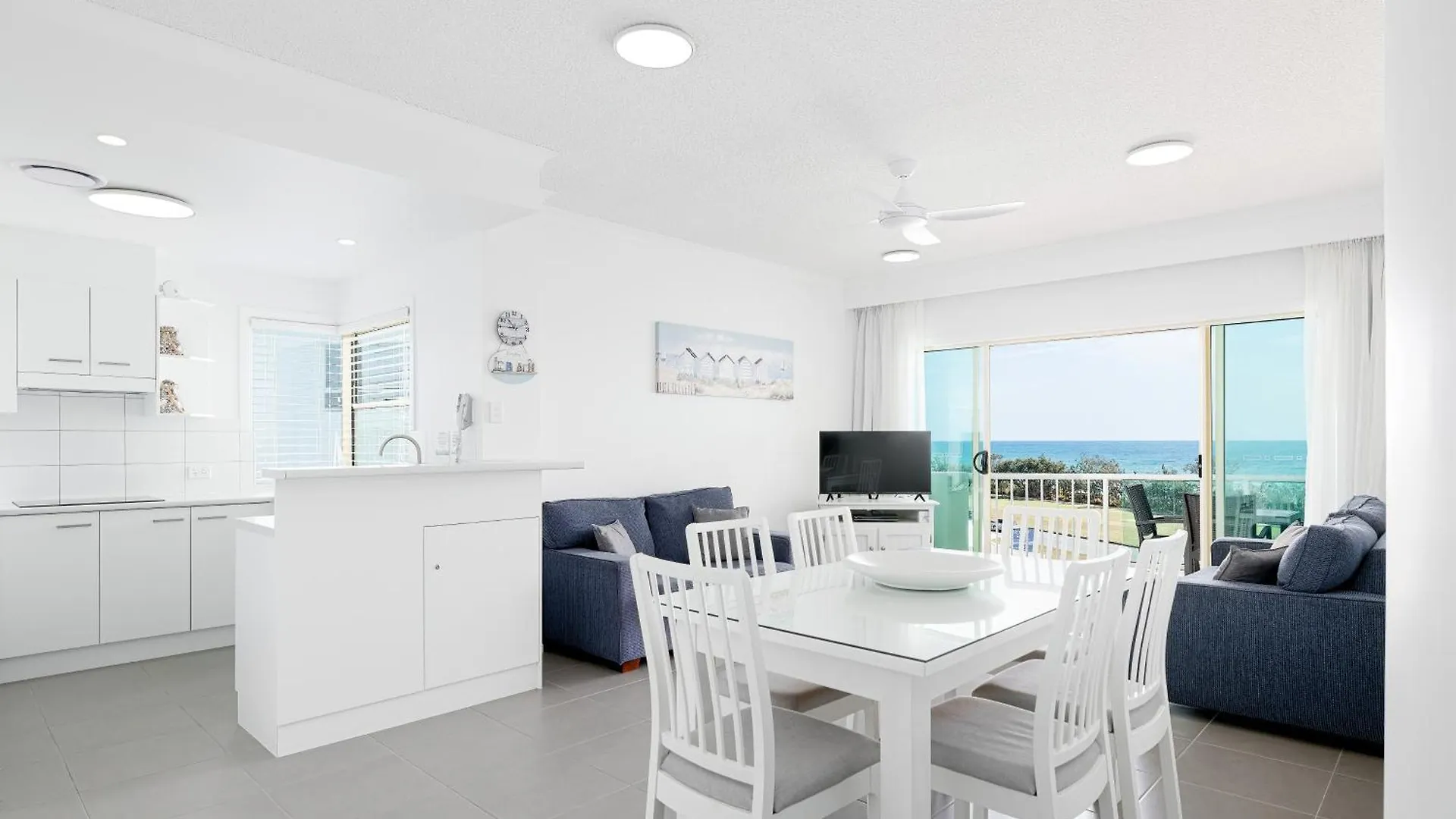 ****  Alex Seaside Resort Alexandra Headland Australia